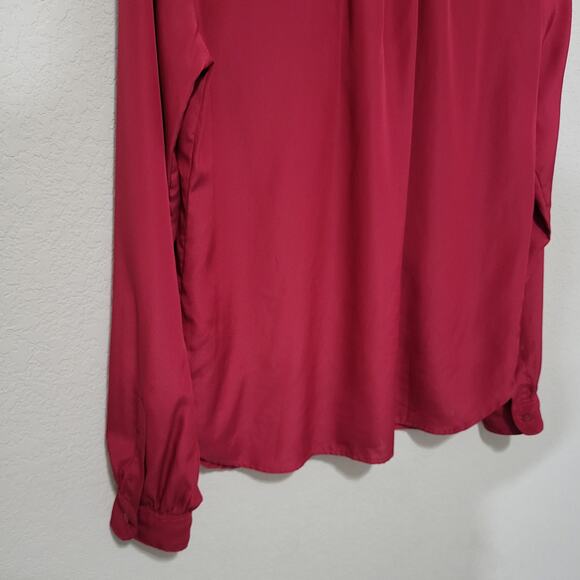Vintage Blouse Susan Hutton Womens 8 Raspberry Pink Long Sleeve Button Up Office - Picture 10 of 10